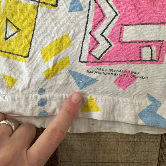 Vintage 1994 Looney Tunes Tweety Graphic T-Shirt All-Over Print Short Sleeve - Picture 5 of 12